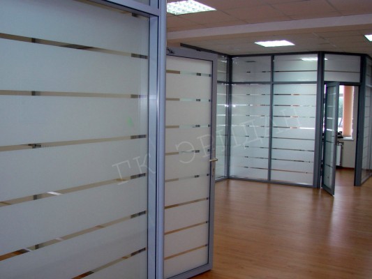 Алюминиевые офисные перегородки для бизнес центра 